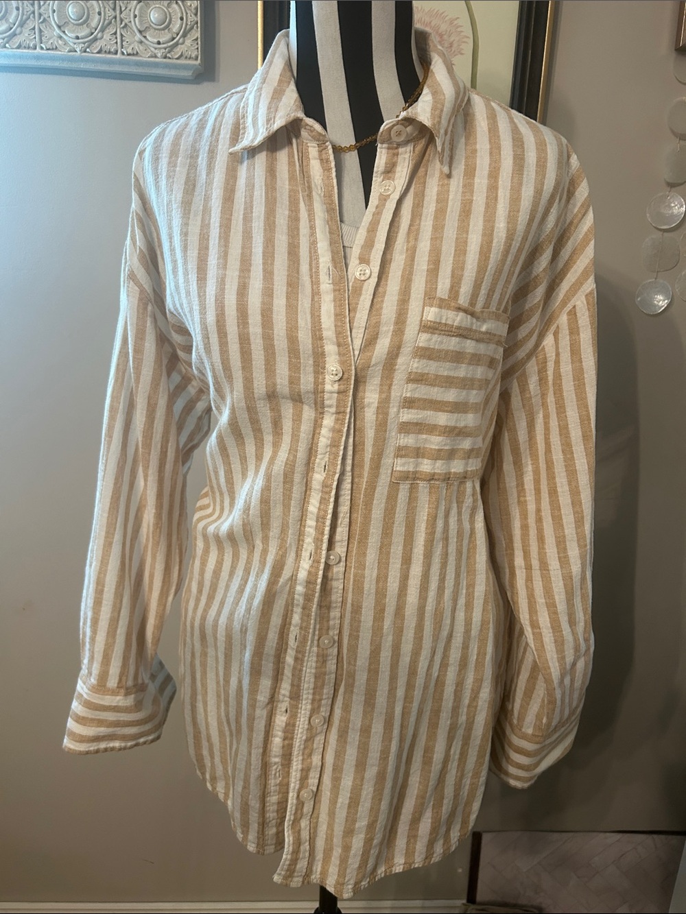Anthropologie Maeve Striped Button-Down Shirt in Beige and White linen
